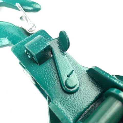 Montážna kladka je určená pre textilné alebo oceľové laná. Montážna kladka má na vrchu hák s poistkou pre jednoduchšie upevnenie.